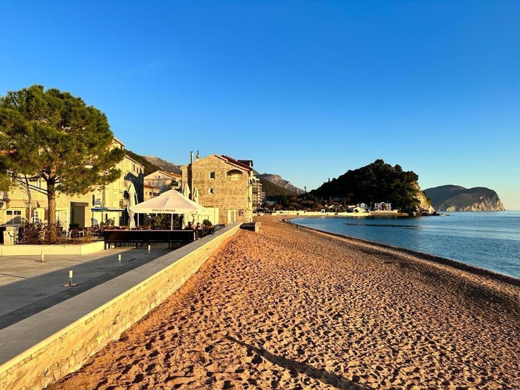 Family Residence Petrovac Extérieur photo